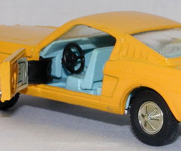 mustang dinky05