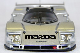 mazda787_24