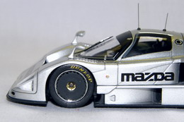 mazda787_25