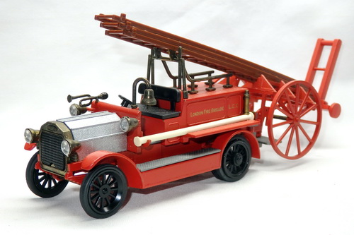 DENNIS FIRE ENGINE WITH LADDER ESCAPE