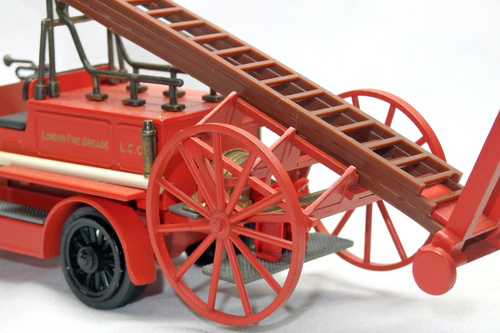 DENNIS FIRE ENGINE WITH LADDER ESCAPE 2