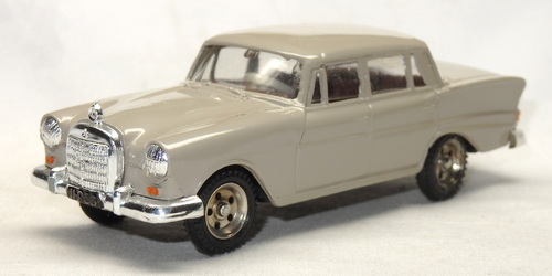 ミニカーでたどる自動車歴史 時代/自動車メーカー別 戦後期