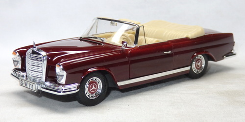 MERCEDES-BENZ 220SE CABRIOLET (W111)