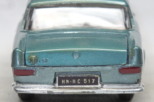 MERCEDES-BENZ 220SE COUPE (W111) 12