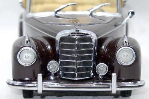 MERCEDES-BENZ 300S CABRIOLET (W188) 1