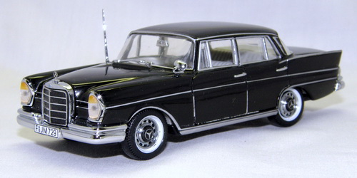 MERCEDES-BENZ 300SE (W112) 1