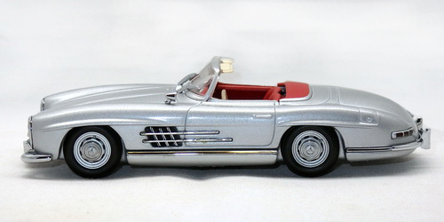 MERCEDES-BENZ 300SL ROADSTER (W198) 4