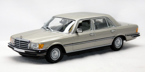 新品  ノレブ 1/18  ベンツ 450 SEL 6.9 (W116)