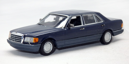 MERCEDES-BENZ 560SEL (W126)