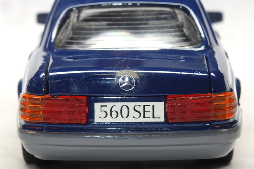 MERCEDES-BENZ 560SEL (W126) 10