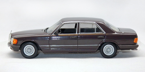 MERCEDES-BENZ 560SE (W126) 4