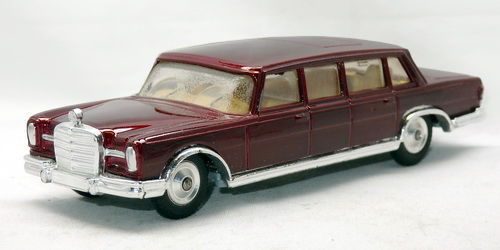 MERCEDES-BENZ 600 PULLMAN (W100) 5