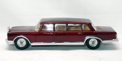 MERCEDES-BENZ 600 PULLMAN (W100) 4