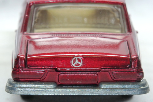 MERCEDES-BENZ 600 PULLMAN (W100) 4