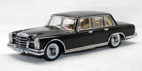 MERCEDES-BENZ 600 LIMOUSIME (W100)