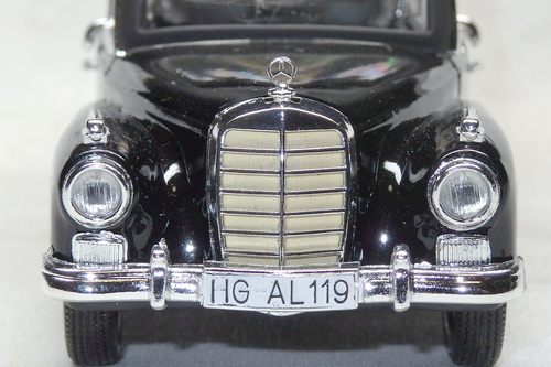 MERCEDES-BENZ 300D HEARSE 1