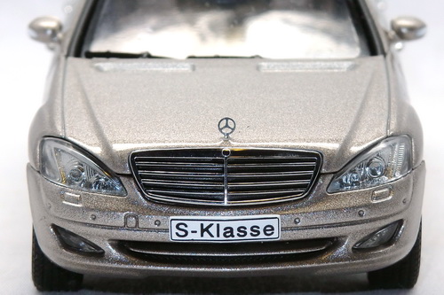 MERCEDES-BENZ S-CLASS SWB (W221) 1