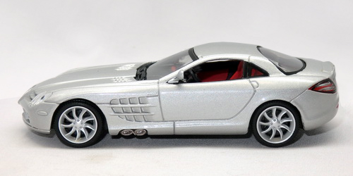 MERCEDES-BENZ SLR MCLAREN (C199) 4