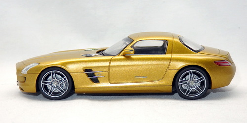 MERCEDES-BENZ SLS AMG COUPE (C197)