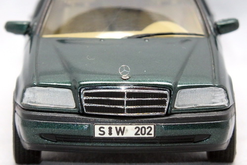 MERCEDES-BENZ C220 CLASSIC (W202) 1