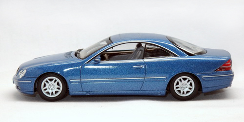 MERCEDES-BENZ CL 500 COUPE (C215)