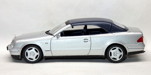 MERCEDES-BENZ CLK230 CABRIOLET (A208) 2