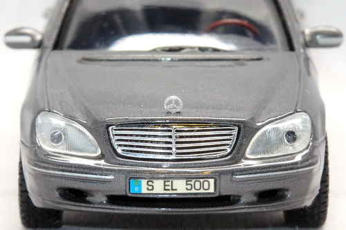 MERCEDES-BENZ S500 (W220) 1