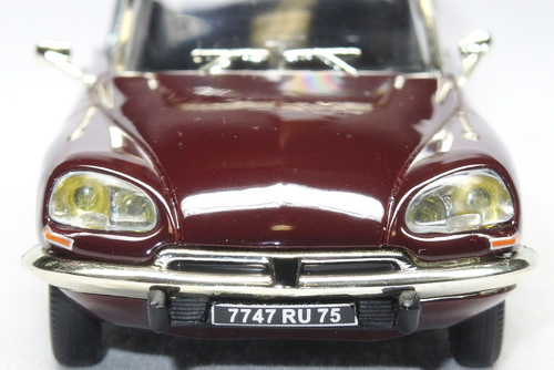 CITROEN DS 21 1