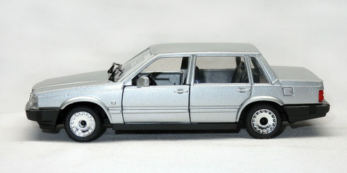 VOLVO 760 GLE