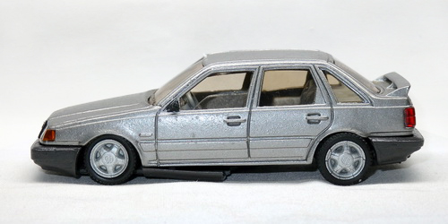 VOLVO 440 2