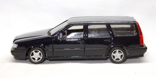 VOLVO 850 ESTATE 2