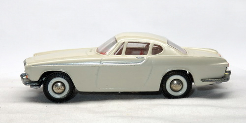 VOLVO P1800