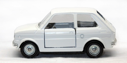 FIAT 126 8