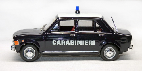 FIAT 128 4-DOOR CARABINEER 2