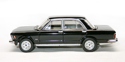 FIAT 130