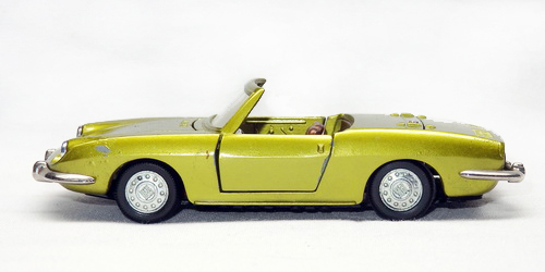 FIAT 850 SPIDER 2