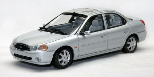 FORD MONDEO MK II SEDAN