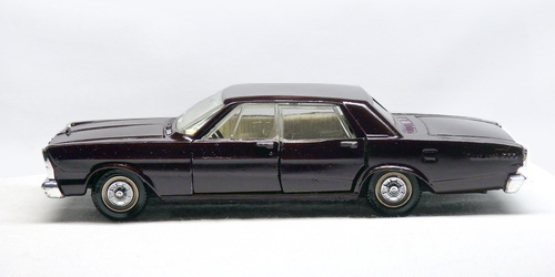 FORD GALAXIE 500