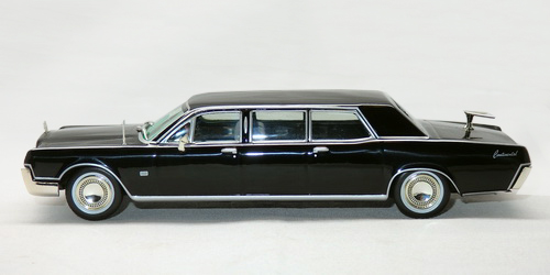 FORD LINCOLN CONTINENTAL LIMOUSINE 6