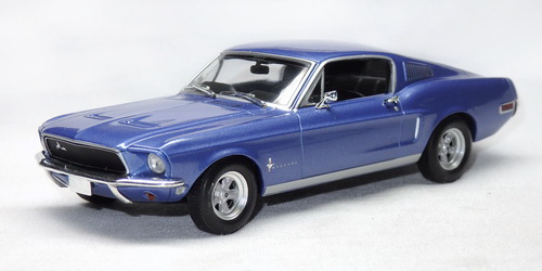 FORD MUSTANG FASTBACK 1