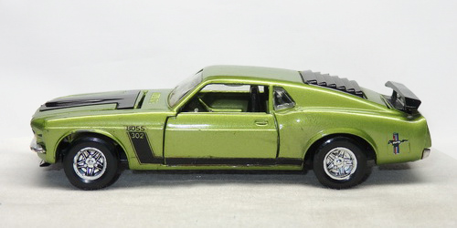 FORD MUSTANG BOSS 302 6