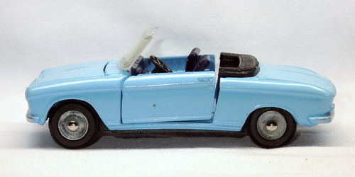 PEUGEOT 204 CABRIOLET 1