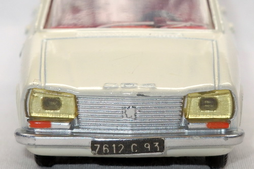 PEUGEOT 304 1