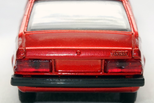 PEUGEOT 305 2