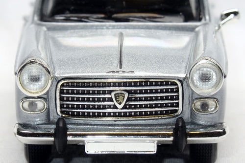 PEUGEOT 404 5