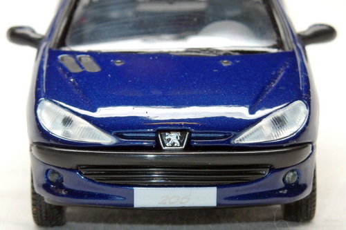 PEUGEOT 206 XT PREMIUM 1