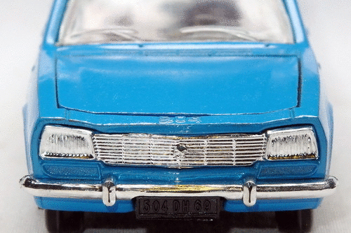 PEUGEOT 504 13