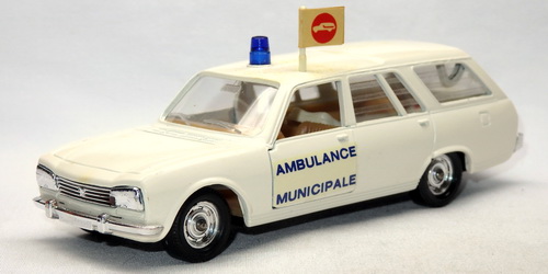 PEUGEOT 504 BREAK 1