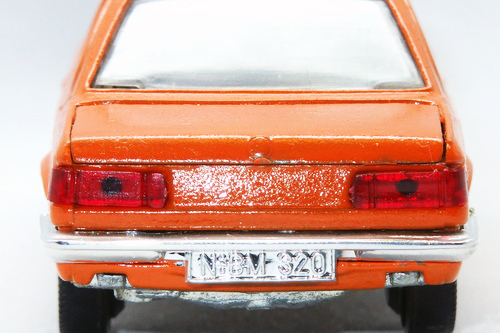 BMW 320 (E21) 4