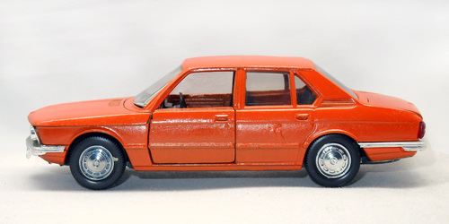 BMW 520 (E12) 4